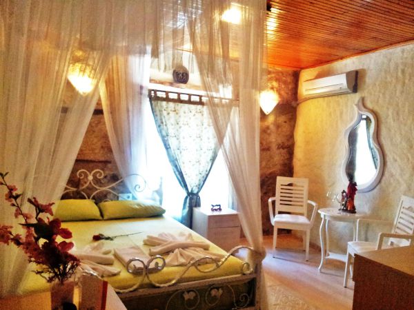 Alaçatı İmerek Taş Ev Otel