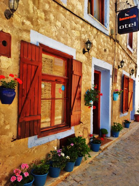 Alaçatı İmerek Taş Ev Otel