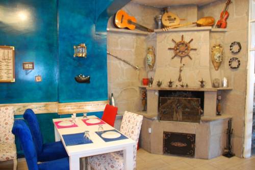 Alp Hotel Küçükkuyu