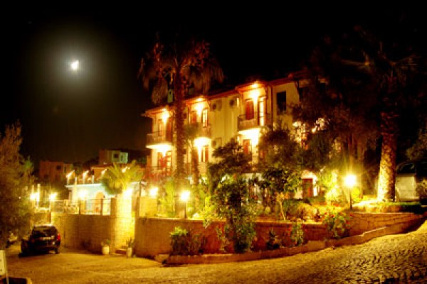 Amphora Hotel