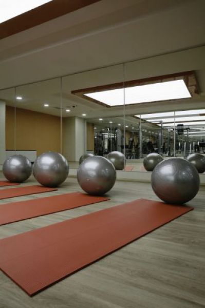 Anemon Çiğli Hotel