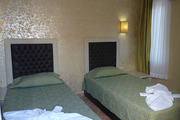 Arinna Park Hotel