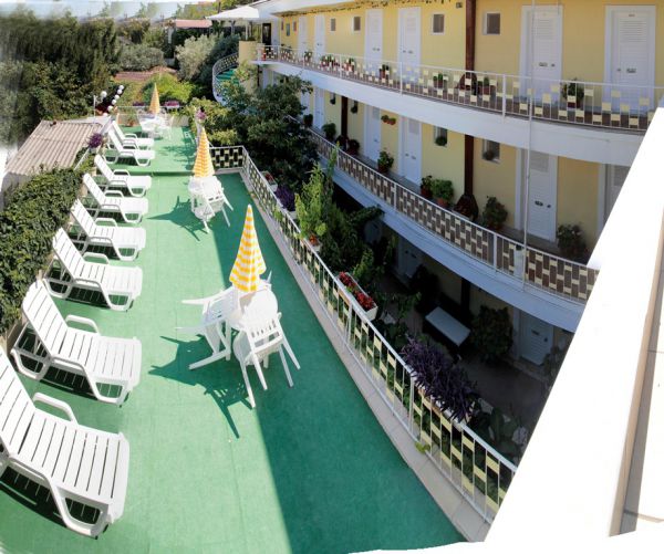 Aruçi Gülplaj Otel