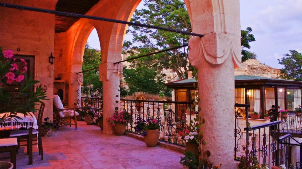 Assiana Cave Hotel