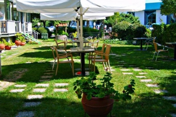 Ataköy Marina Hotel