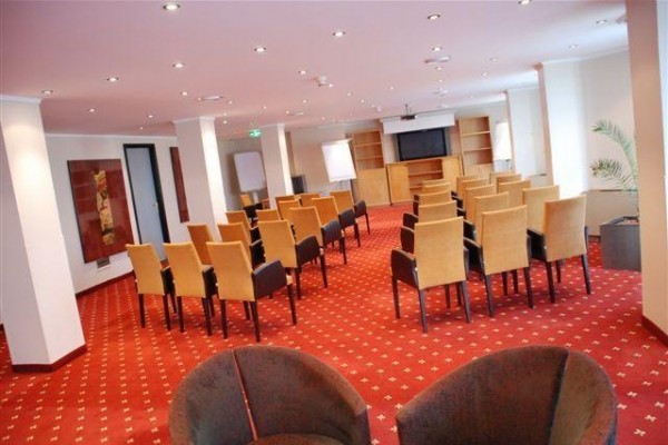 Ataköy Marina Hotel