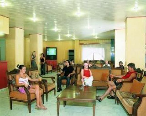 Atlı Otel Kuşadası