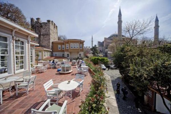 Ayasofya Konaklari