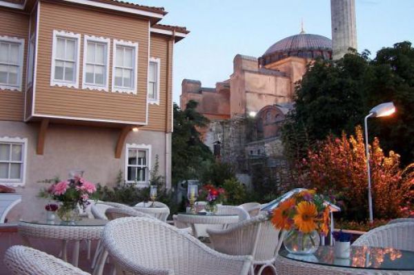 Ayasofya Konaklari