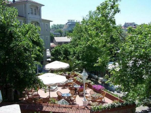Ayasofya Konaklari