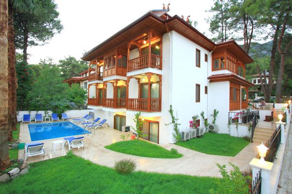 Ayka Otel