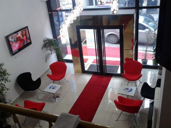 Bade 2 Otel