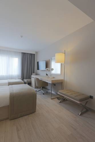 Balsamo Hotel & Suites