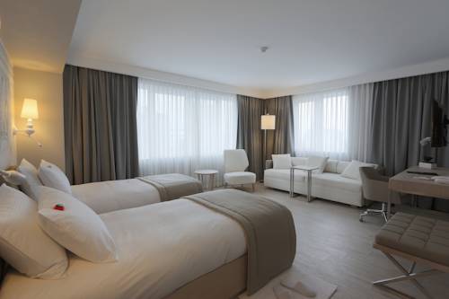 Balsamo Hotel & Suites