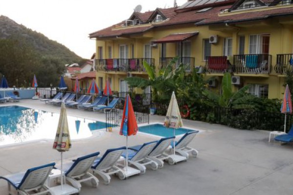 Bayram Hotel & Apart