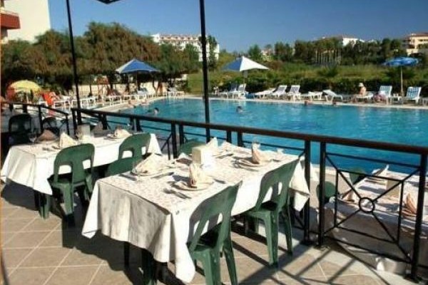 Belinda Beach Club
