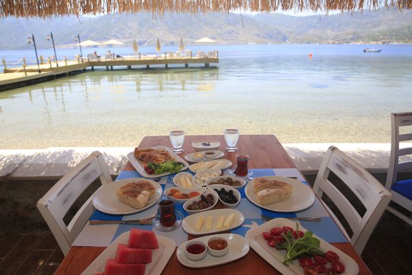 Beyaz Güvercin Otel