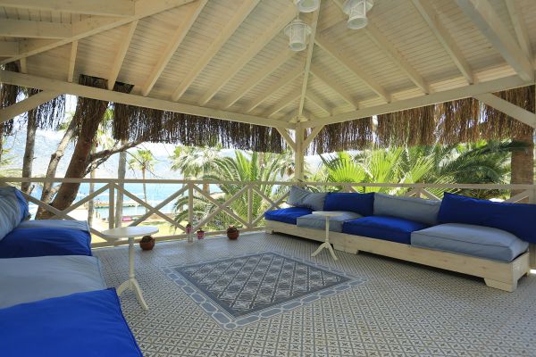 Beyaz Güvercin Otel