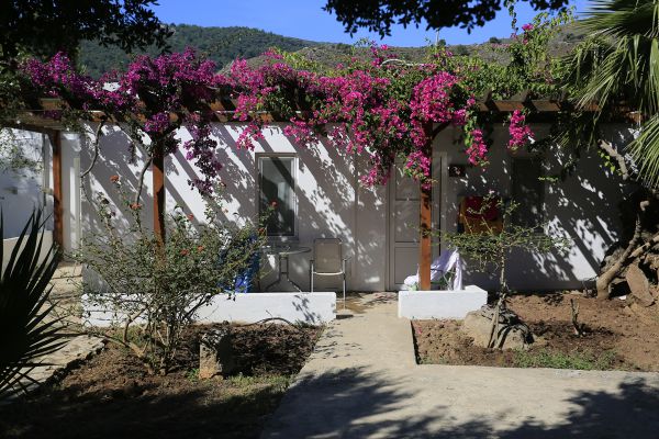 Beyaz Güvercin Otel