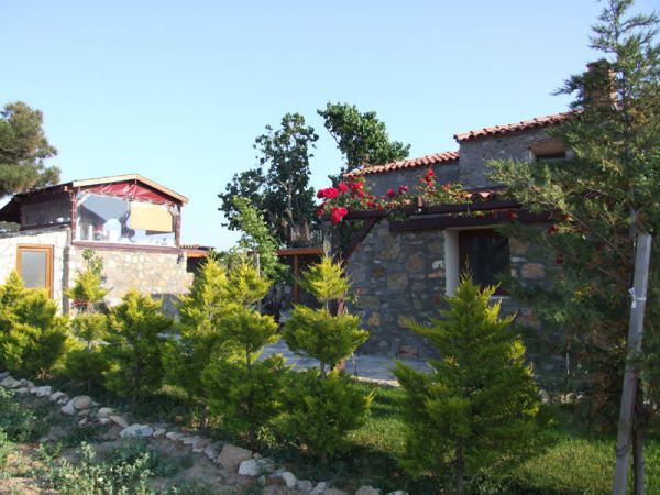 Bozcaada Karaf Bağevleri