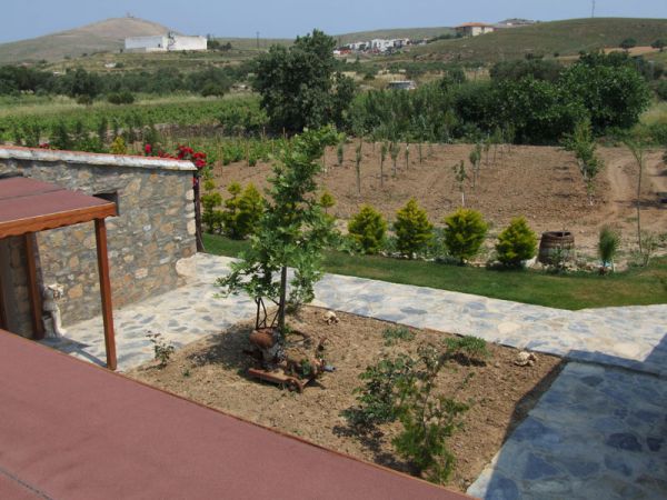 Bozcaada Karaf Bağevleri