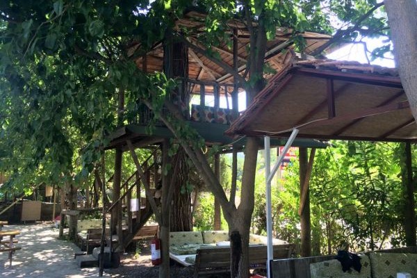 Can Baba Asmalı Köşk Pansiyon