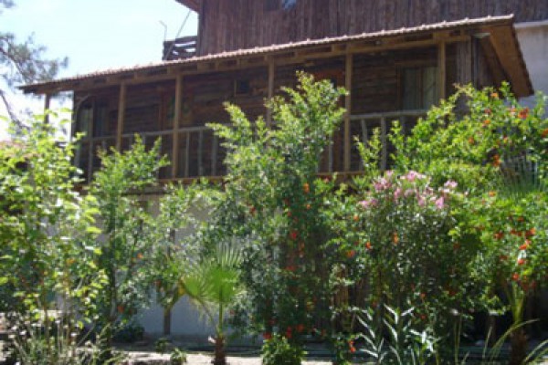 Can Baba Asmalı Köşk Pansiyon