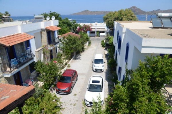 Çavuş'un Yeri Apart