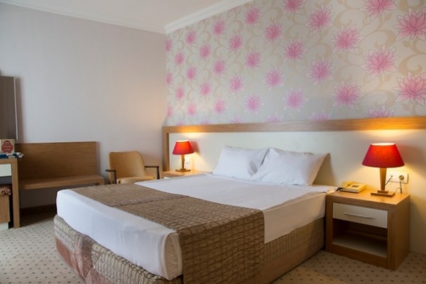 Club Otel Karaburun