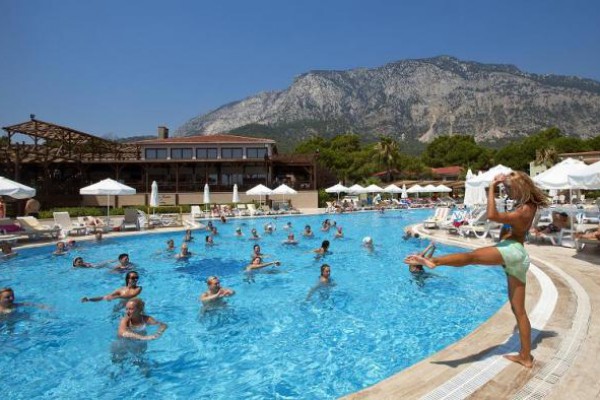 Crystal Flora Beach Resort