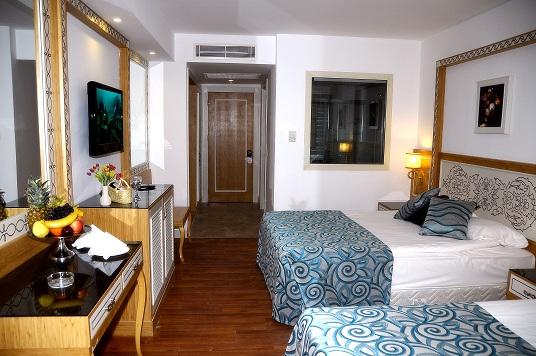 Crystal Waterworld Resort & Spa