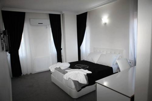 Demasus Hotel