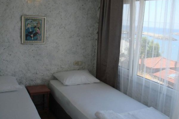 Denizhan Hotel