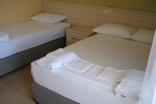 Denizhan Hotel
