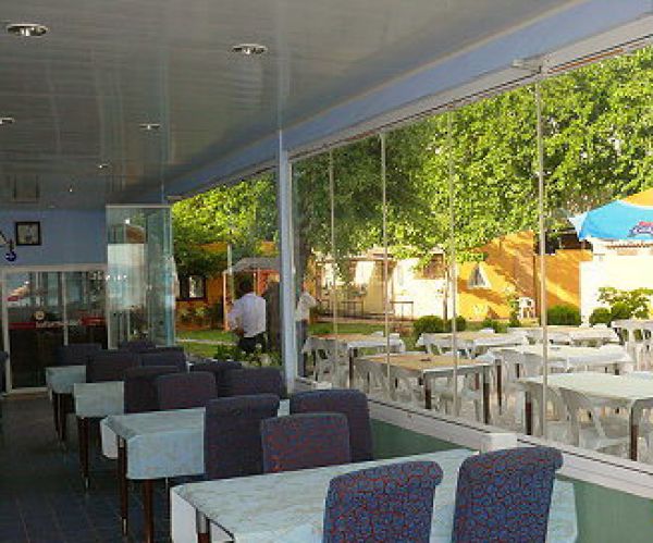 Dostlar Motel