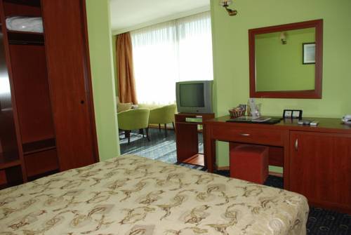 Emex Otel