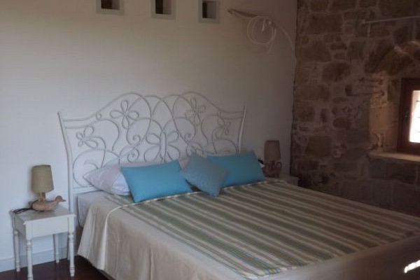 Eski Taş Otel Çeşme