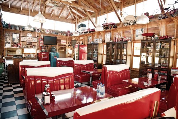 Fifties Corner Hotel