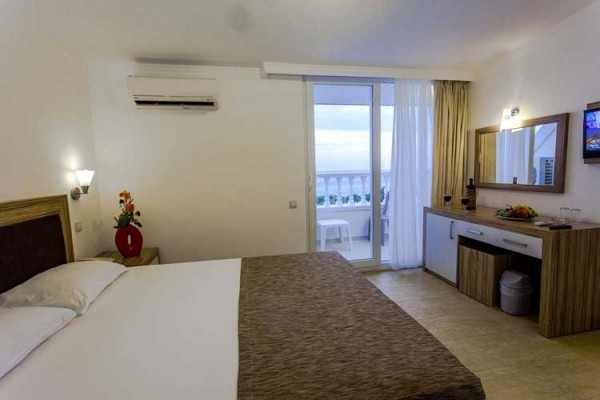 Ganita Garden Suite