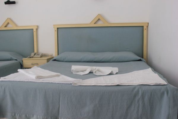 Glaros Hotel
