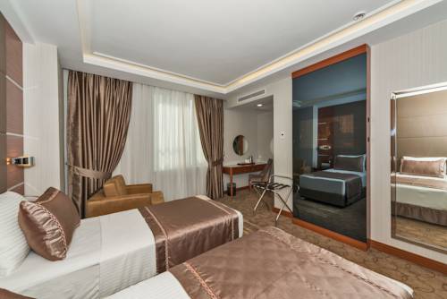 Glorious Hotel