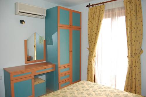 Gondol Apartments