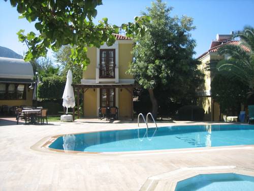 Gondol Apartments