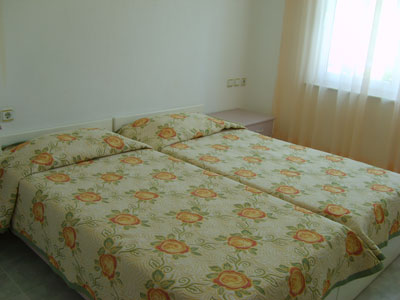 Gözdem Apart