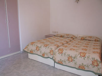 Gözdem Apart