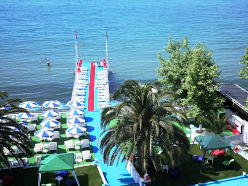 Grand Al-Harthy Hotel