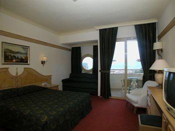 Grand Cettia Hotel