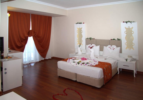 Grand Miramor Hotel & Spa