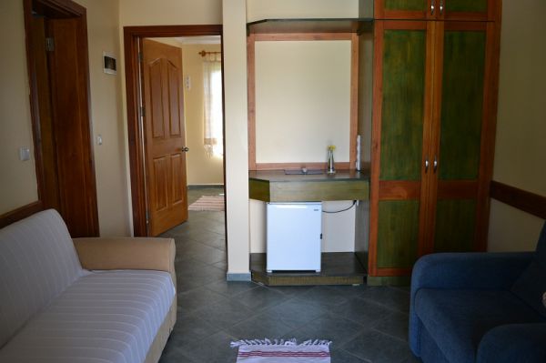 Grenadine Lodge