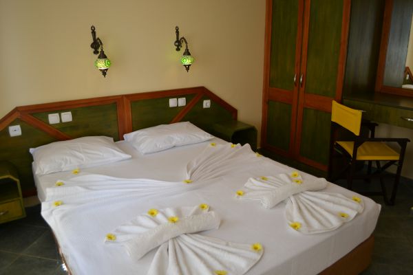 Grenadine Lodge
